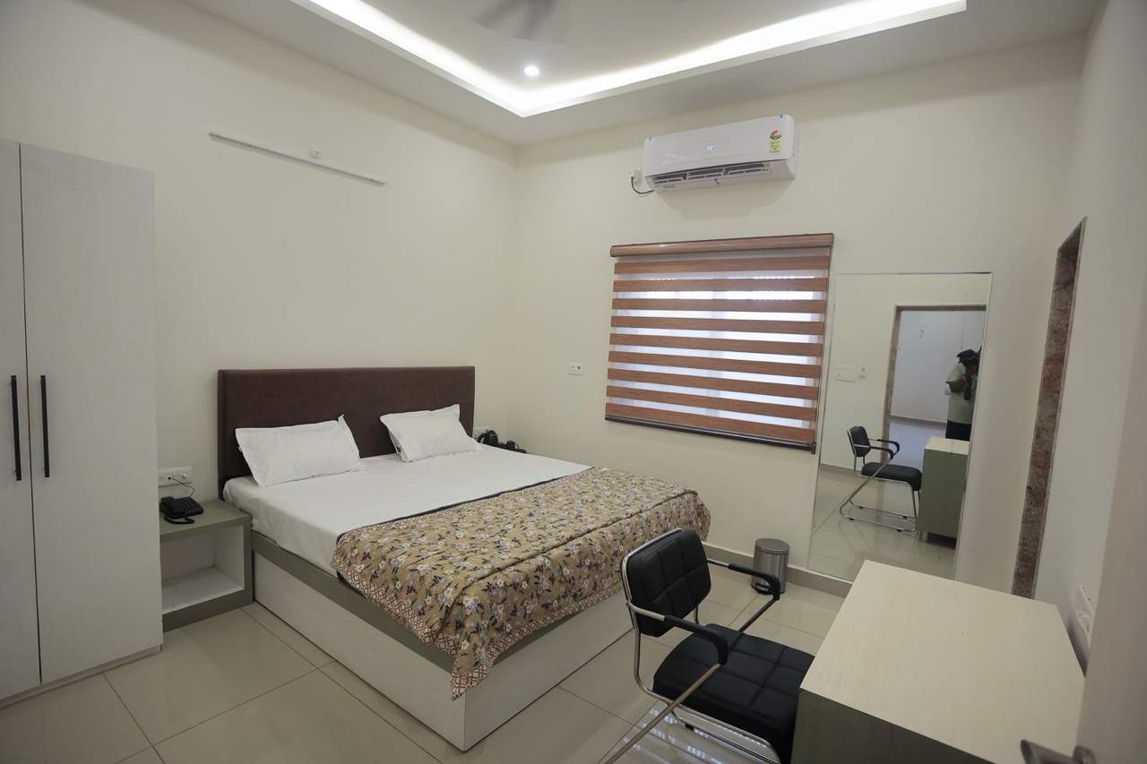Super Deluxe – 2 Bed - Photo 1 at Hotel Prem Sadan near Pandokhar Sarkar Dham