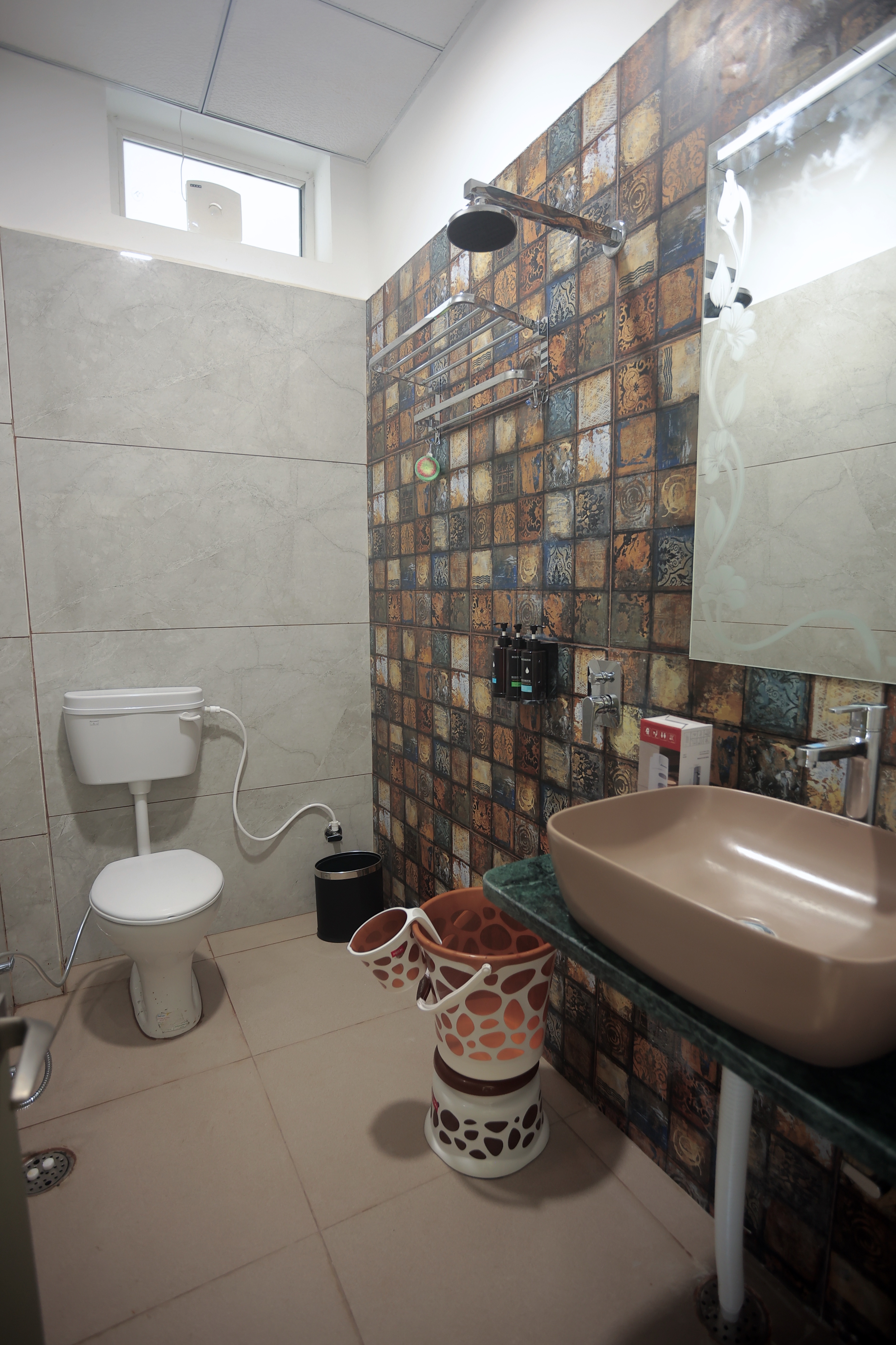 Deluxe Room – 2 Bed - Photo 4 at Hotel Prem Sadan near Pandokhar Sarkar Dham