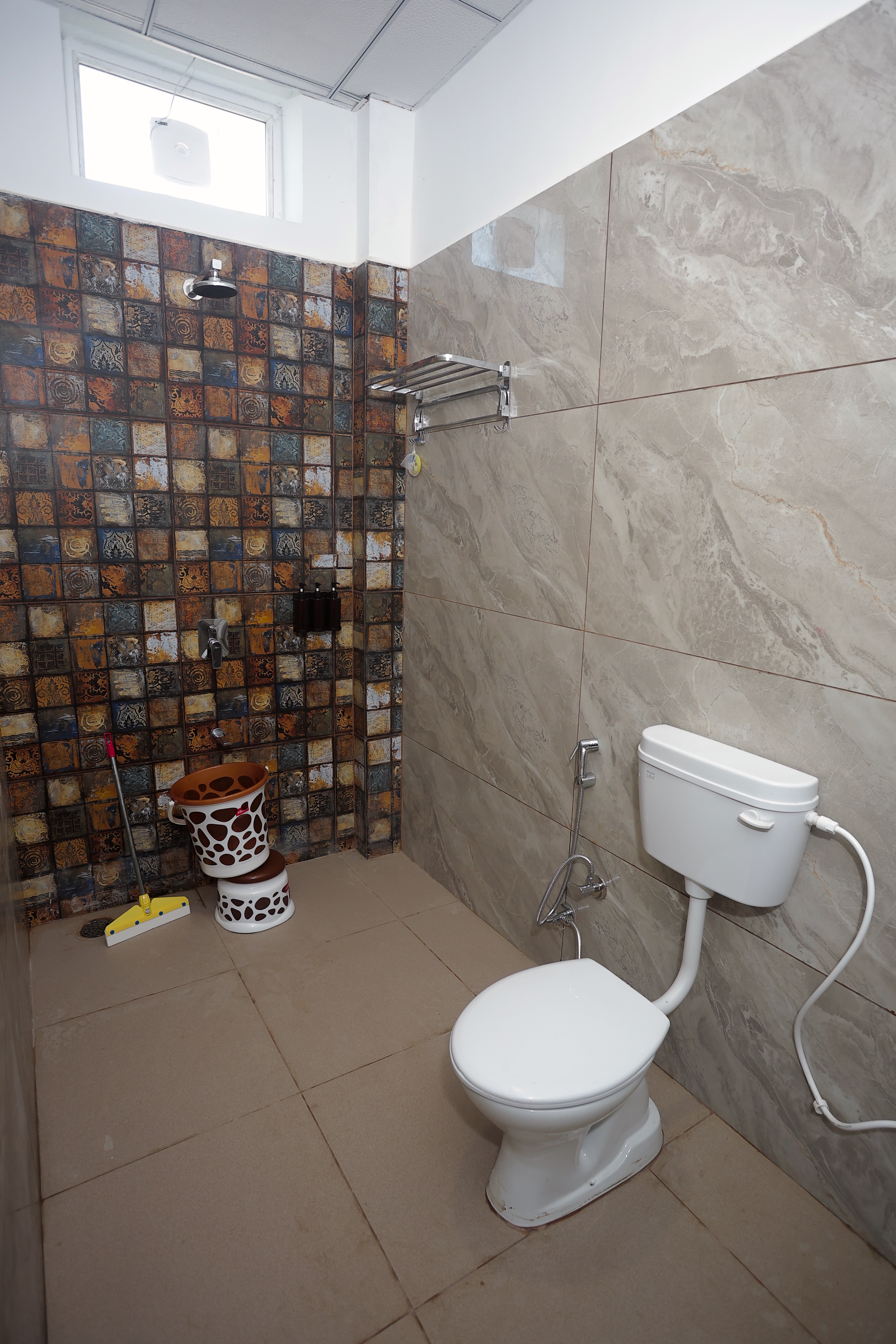 Suite Room – 3 Bed - Photo 3 at Hotel Prem Sadan near Pandokhar Sarkar Dham