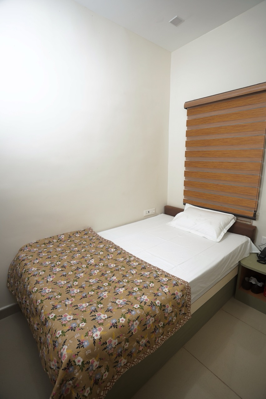 Single Bed – 1 Bed - Photo 3 at Hotel Prem Sadan near Pandokhar Sarkar Dham